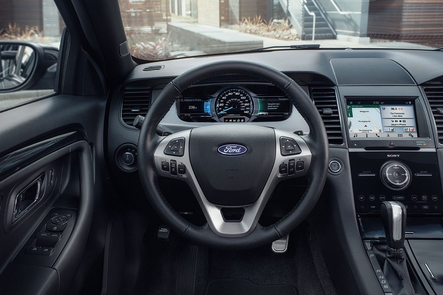 2019 Ford Taurus Dashboard Interior.jpeg
